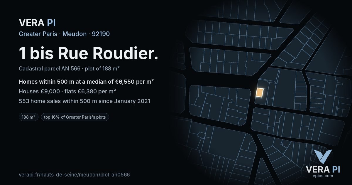1 bis Rue Roudier, Meudon at night – the plot lit, the parcels around coloured by the prices near them