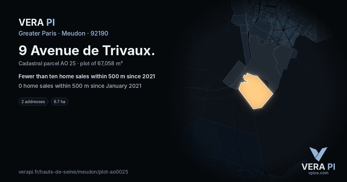 9 Avenue de Trivaux, Meudon at night – the plot lit, the parcels around coloured by the prices near them