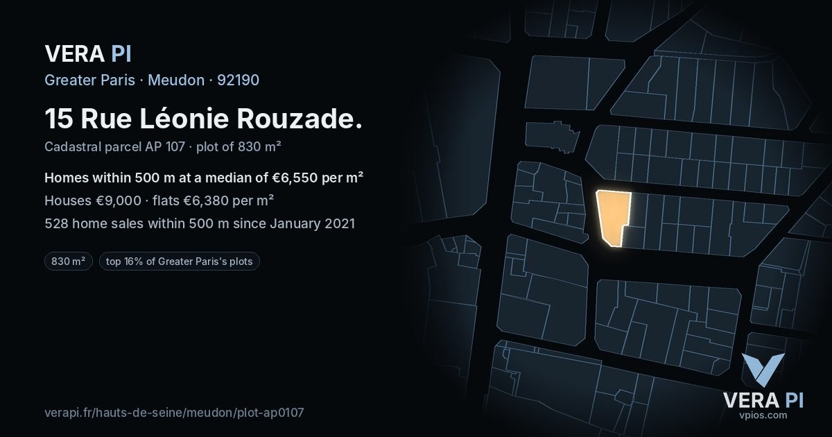 15 Rue Léonie Rouzade, Meudon at night – the plot lit, the parcels around coloured by the prices near them