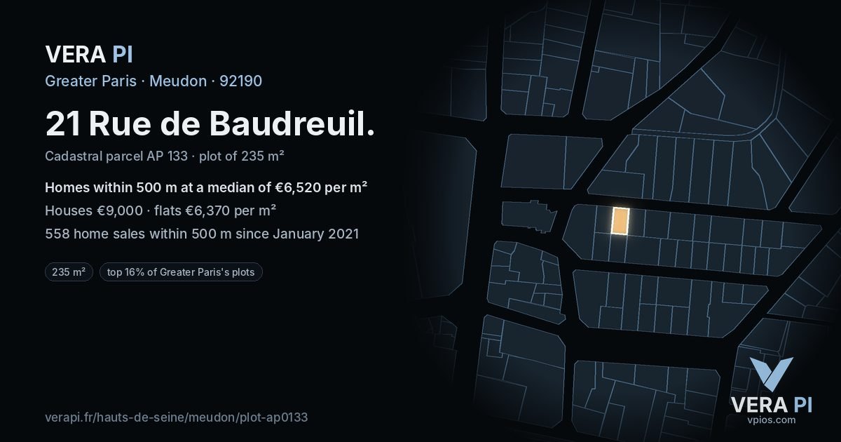 21 Rue de Baudreuil, Meudon at night – the plot lit, the parcels around coloured by the prices near them