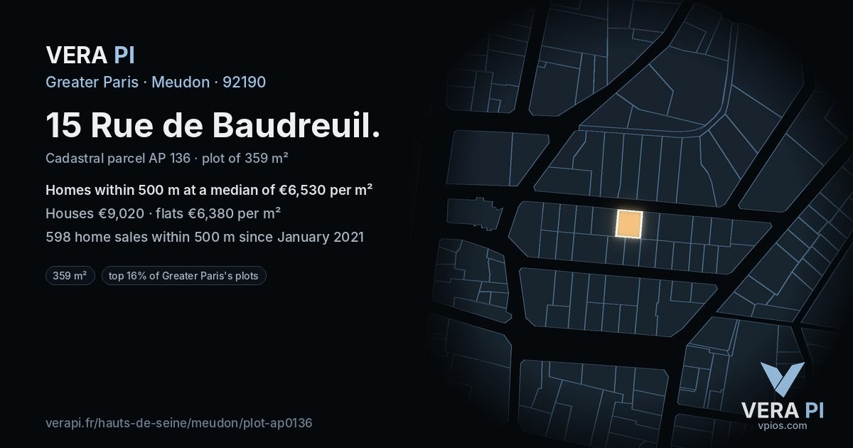 15 Rue de Baudreuil, Meudon at night – the plot lit, the parcels around coloured by the prices near them