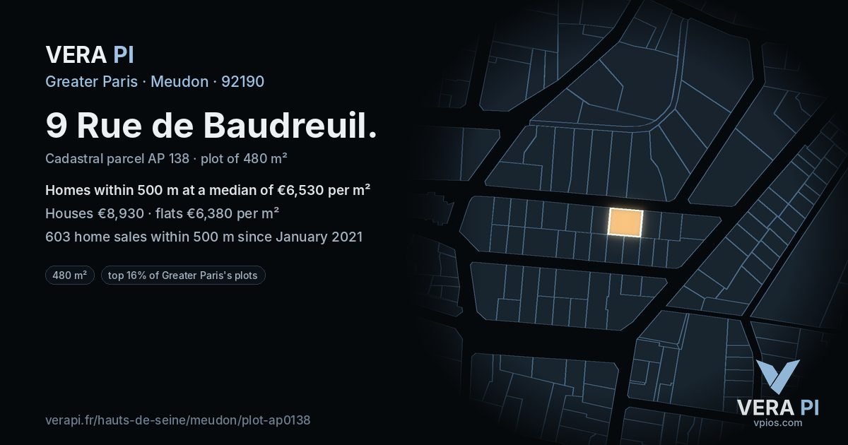 9 Rue de Baudreuil, Meudon at night – the plot lit, the parcels around coloured by the prices near them