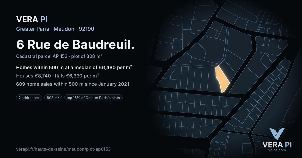 6 Rue de Baudreuil, Meudon at night – the plot lit, the parcels around coloured by the prices near them