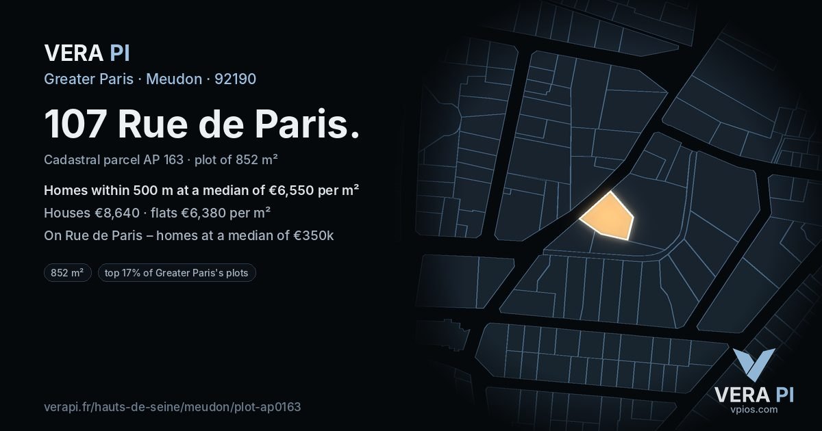 107 Rue de Paris, Meudon at night – the plot lit, the parcels around coloured by the prices near them