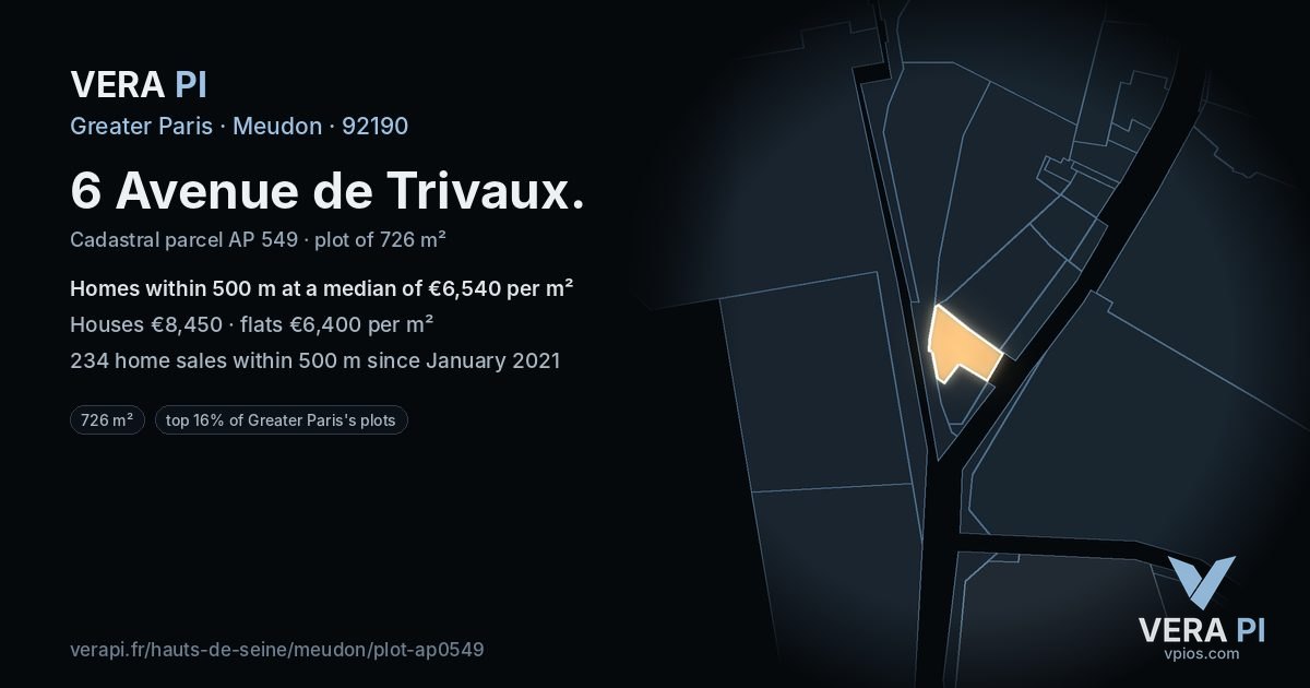 6 Avenue de Trivaux, Meudon at night – the plot lit, the parcels around coloured by the prices near them