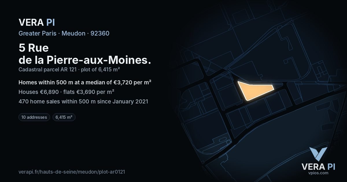5 Rue de la Pierre-aux-Moines, Meudon at night – the plot lit, the parcels around coloured by the prices near them