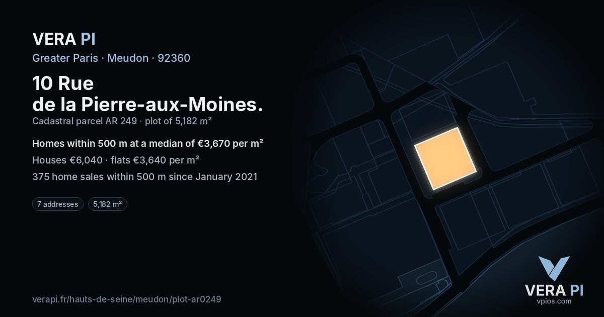 10 Rue de la Pierre-aux-Moines, Meudon at night – the plot lit, the parcels around coloured by the prices near them
