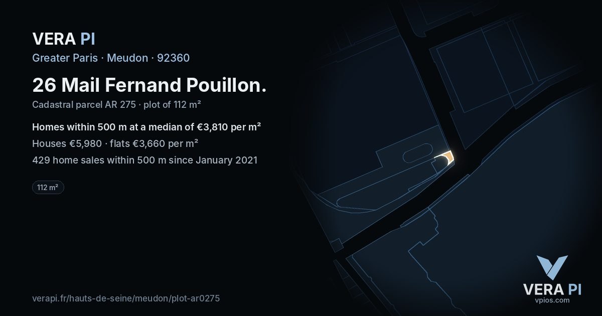 26 Mail Fernand Pouillon, Meudon at night – the plot lit, the parcels around coloured by the prices near them