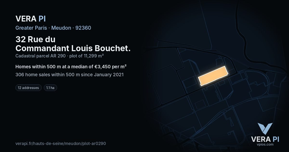 32 Rue du Commandant Louis Bouchet, Meudon at night – the plot lit, the parcels around coloured by the prices near them
