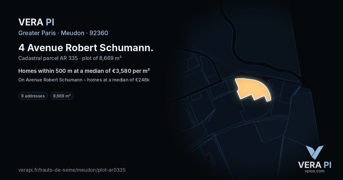 4 Avenue Robert Schumann, Meudon at night – the plot lit, the parcels around coloured by the prices near them