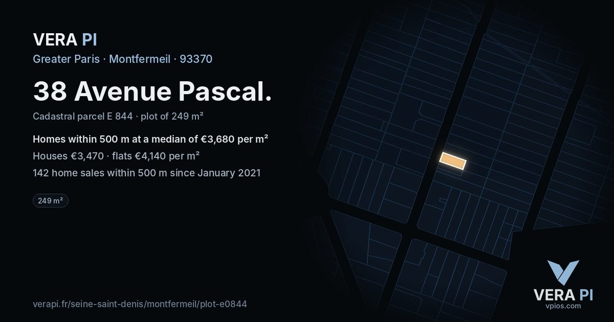 38 Avenue Pascal, Montfermeil at night – the plot lit, the parcels around coloured by the prices near them