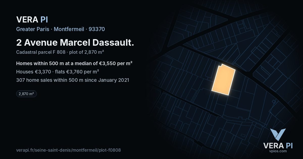 2 Avenue Marcel Dassault, Montfermeil at night – the plot lit, the parcels around coloured by the prices near them