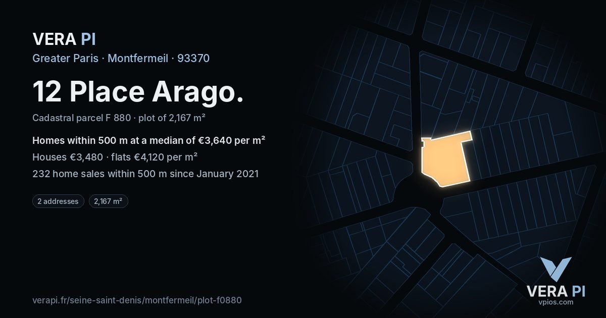 12 Place Arago, Montfermeil at night – the plot lit, the parcels around coloured by the prices near them
