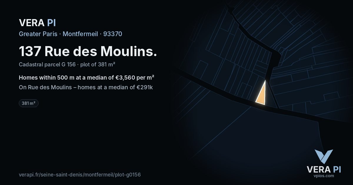 137 Rue des Moulins, Montfermeil at night – the plot lit, the parcels around coloured by the prices near them