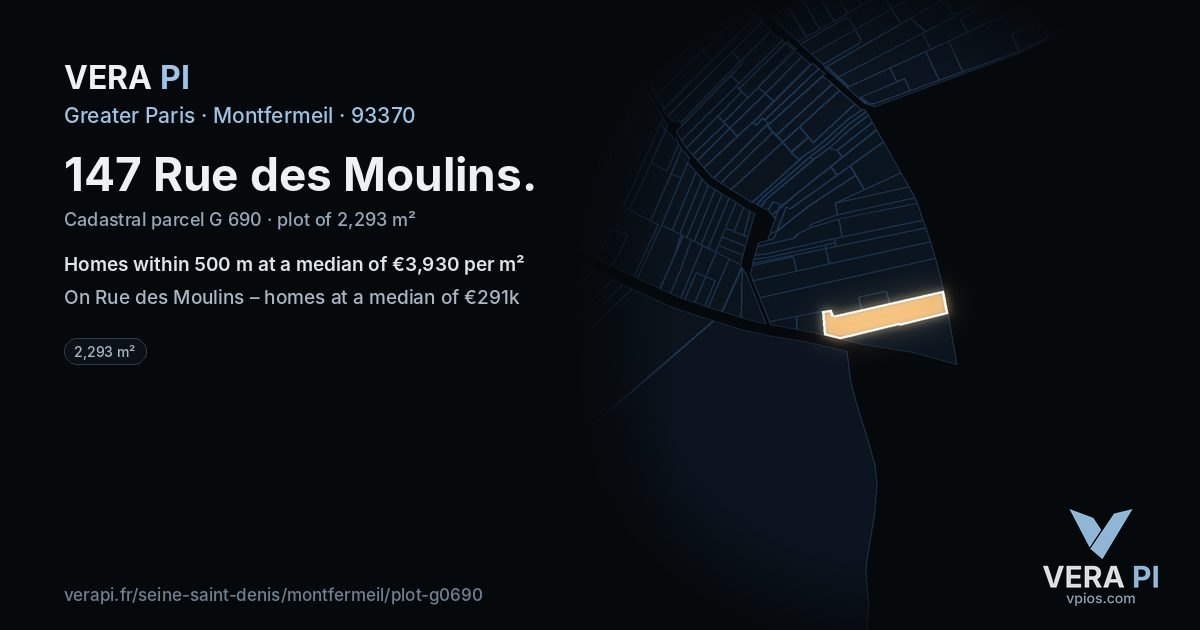 147 Rue des Moulins, Montfermeil at night – the plot lit, the parcels around coloured by the prices near them