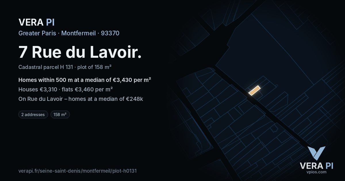 7 Rue du Lavoir, Montfermeil at night – the plot lit, the parcels around coloured by the prices near them