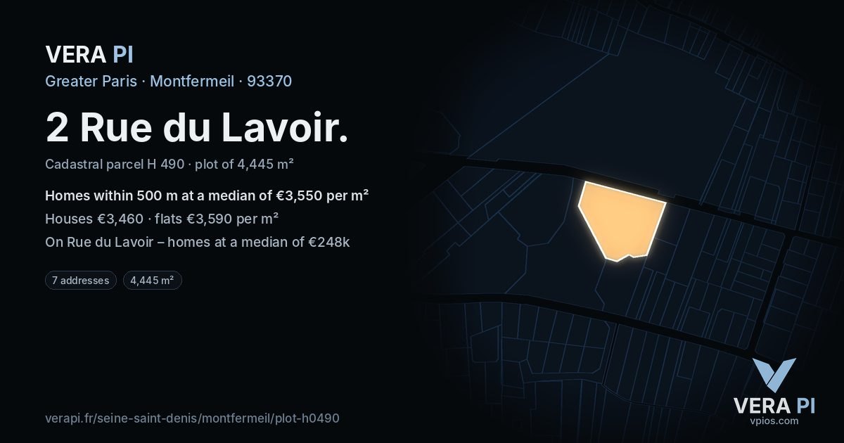 2 Rue du Lavoir, Montfermeil at night – the plot lit, the parcels around coloured by the prices near them
