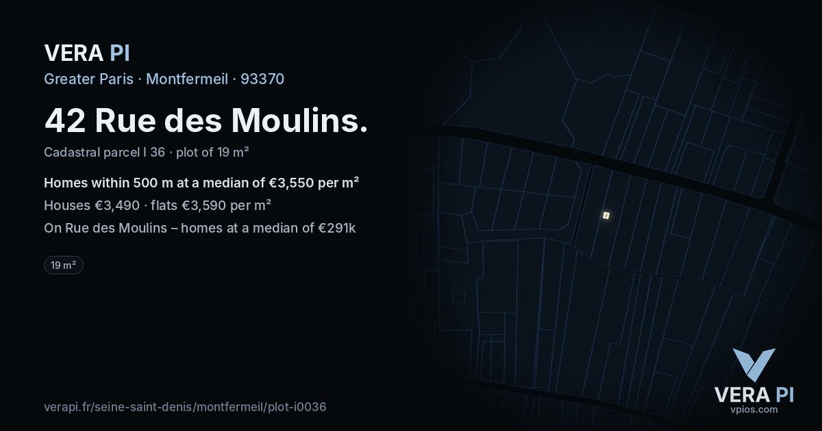 42 Rue des Moulins, Montfermeil at night – the plot lit, the parcels around coloured by the prices near them