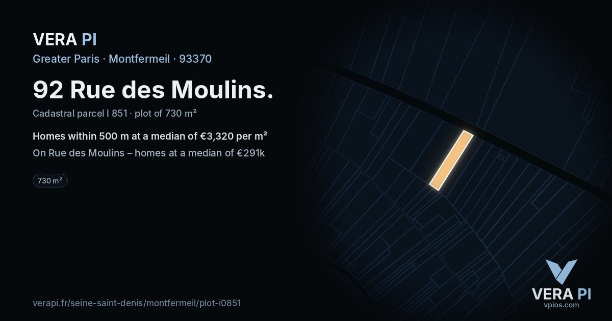 92 Rue des Moulins, Montfermeil at night – the plot lit, the parcels around coloured by the prices near them