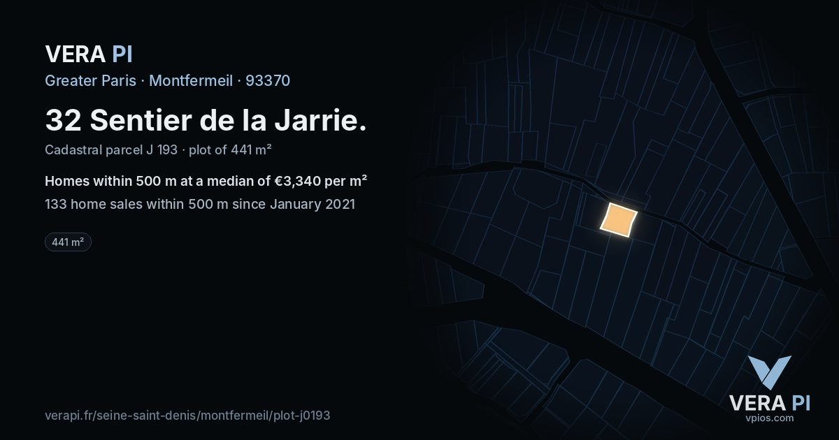 32 Sentier de la Jarrie, Montfermeil at night – the plot lit, the parcels around coloured by the prices near them