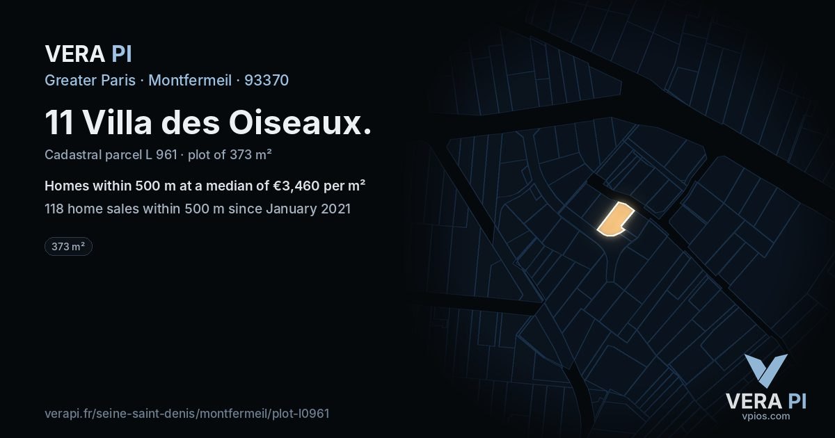 11 Villa des Oiseaux, Montfermeil at night – the plot lit, the parcels around coloured by the prices near them