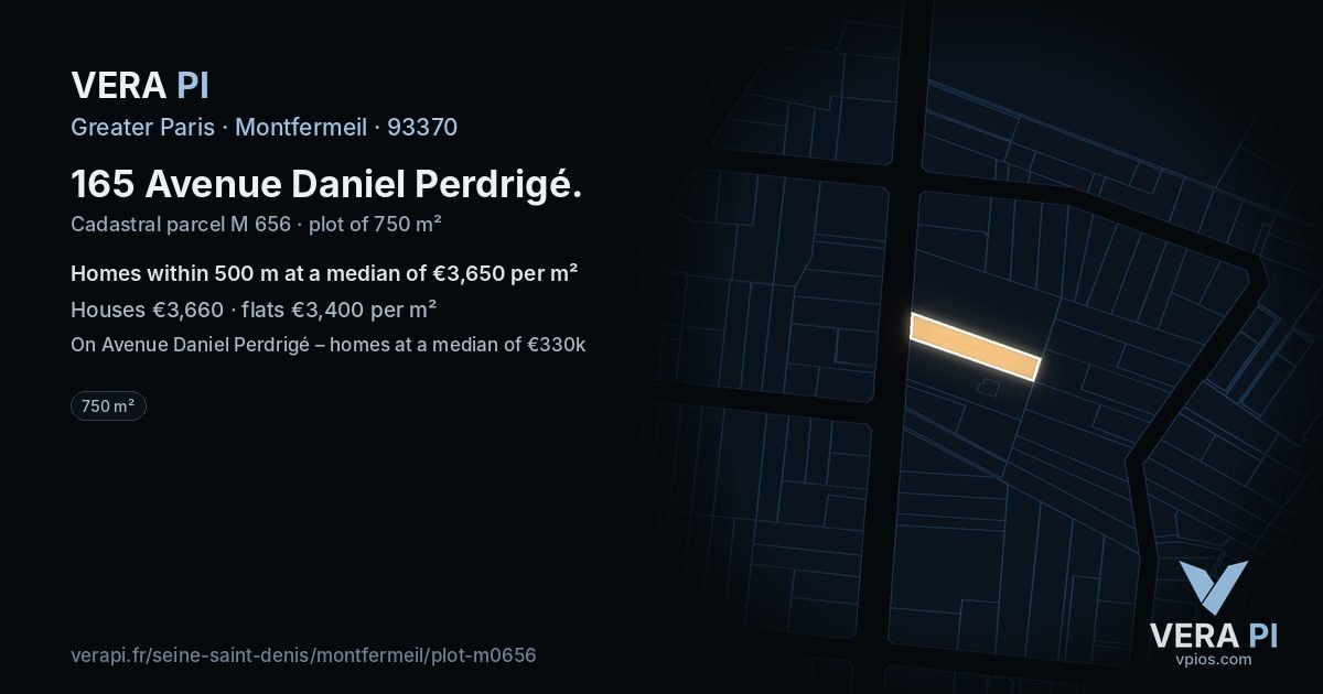165 Avenue Daniel Perdrigé, Montfermeil at night – the plot lit, the parcels around coloured by the prices near them