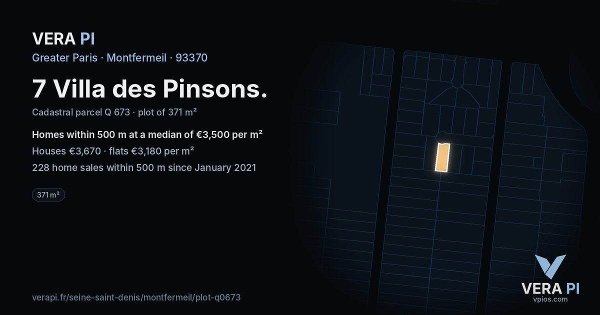 7 Villa des Pinsons, Montfermeil at night – the plot lit, the parcels around coloured by the prices near them