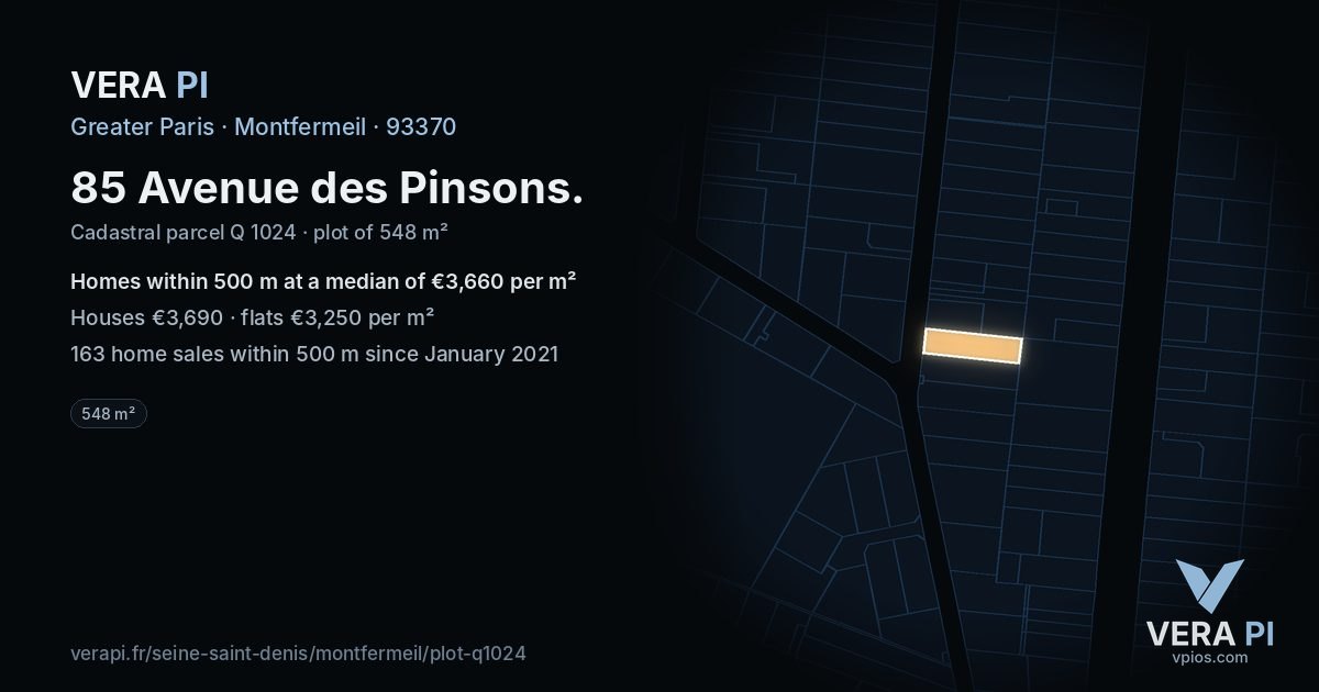 85 Avenue des Pinsons, Montfermeil at night – the plot lit, the parcels around coloured by the prices near them