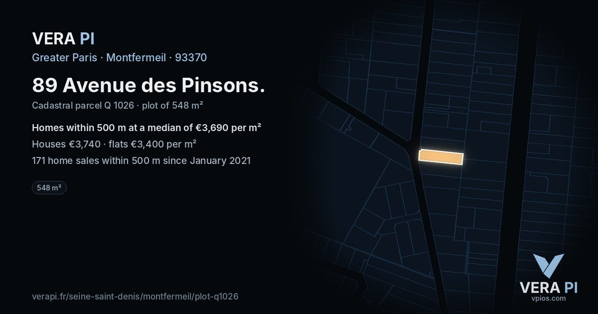 89 Avenue des Pinsons, Montfermeil at night – the plot lit, the parcels around coloured by the prices near them