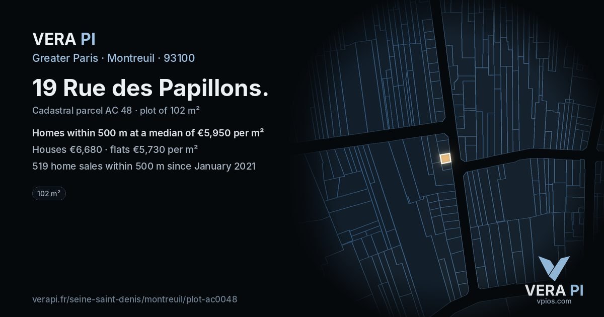 19 Rue des Papillons, Montreuil at night – the plot lit, the parcels around coloured by the prices near them