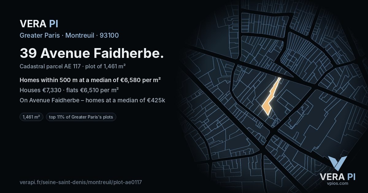 39 Avenue Faidherbe, Montreuil at night – the plot lit, the parcels around coloured by the prices near them