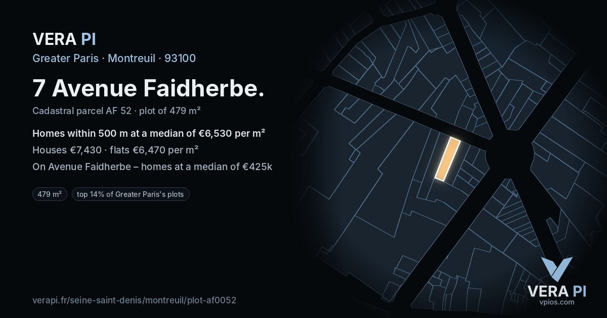 7 Avenue Faidherbe, Montreuil at night – the plot lit, the parcels around coloured by the prices near them
