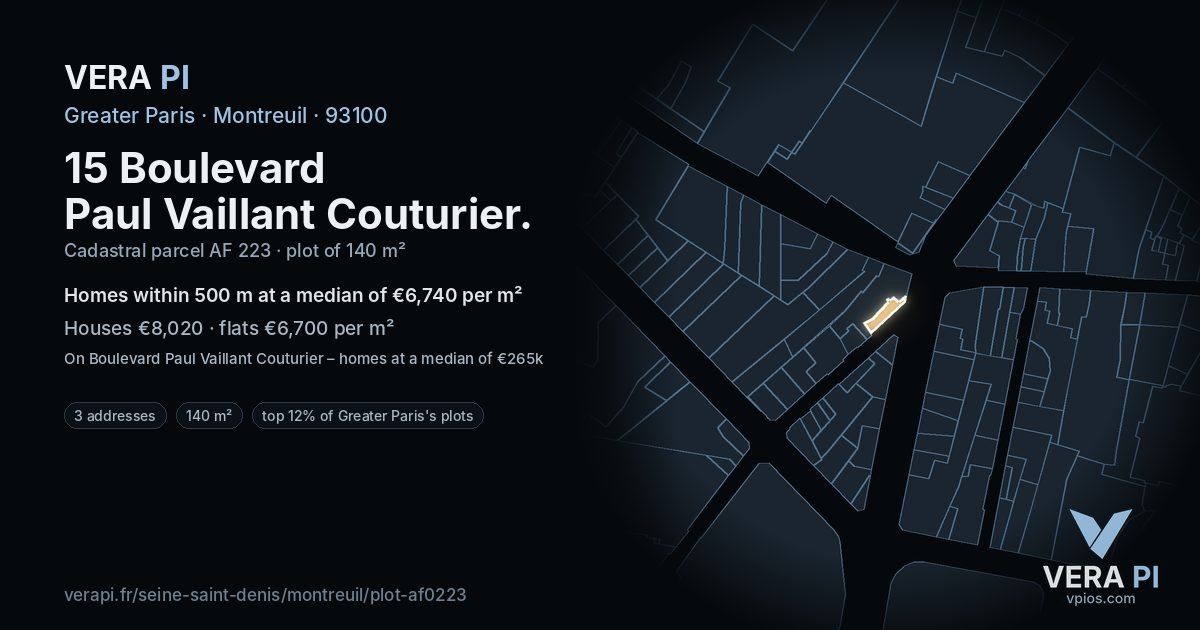 15 Boulevard Paul Vaillant Couturier, Montreuil at night – the plot lit, the parcels around coloured by the prices near them
