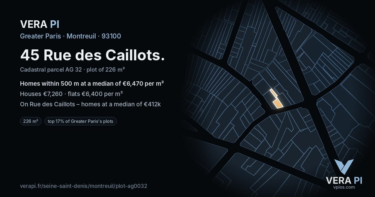 45 Rue des Caillots, Montreuil at night – the plot lit, the parcels around coloured by the prices near them