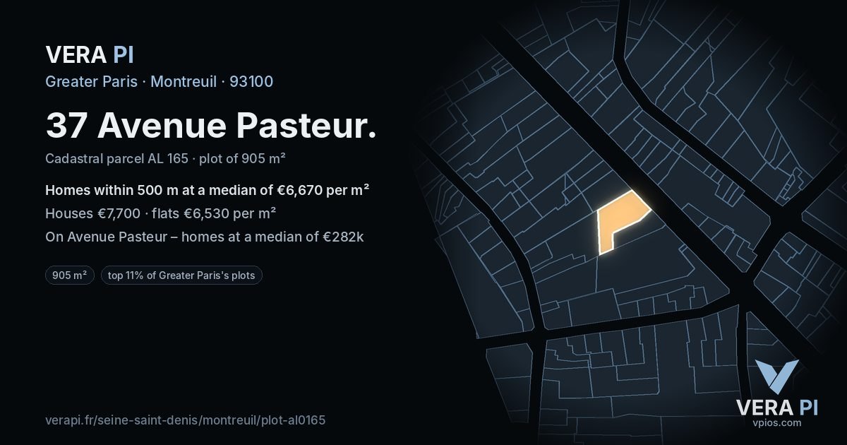 37 Avenue Pasteur, Montreuil at night – the plot lit, the parcels around coloured by the prices near them