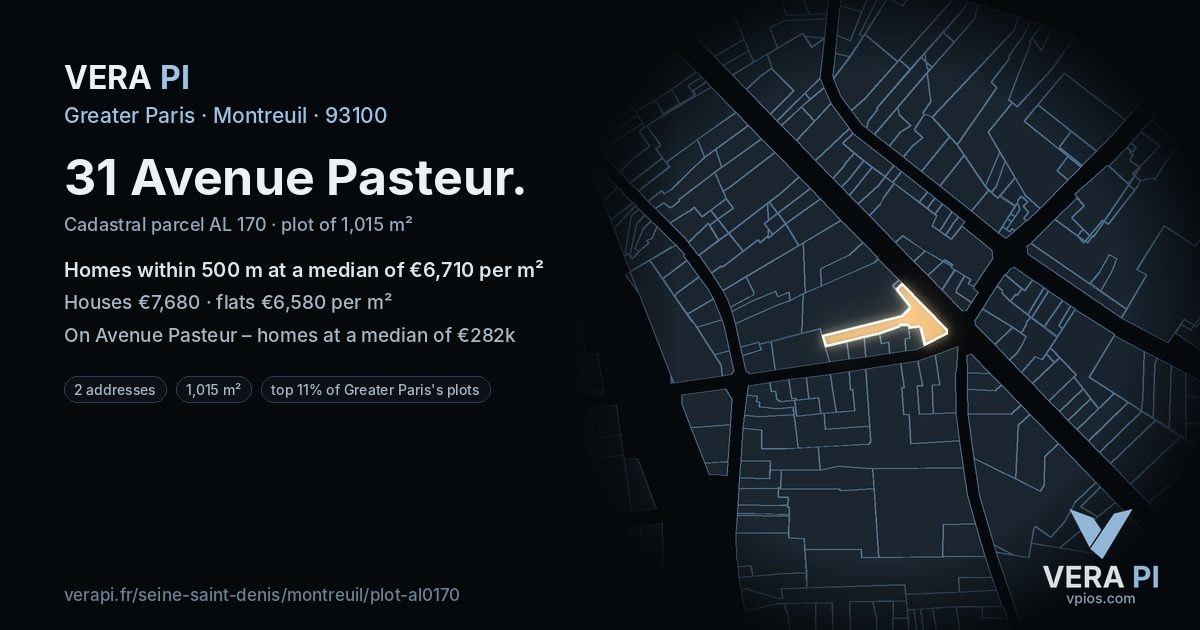 31 Avenue Pasteur, Montreuil at night – the plot lit, the parcels around coloured by the prices near them