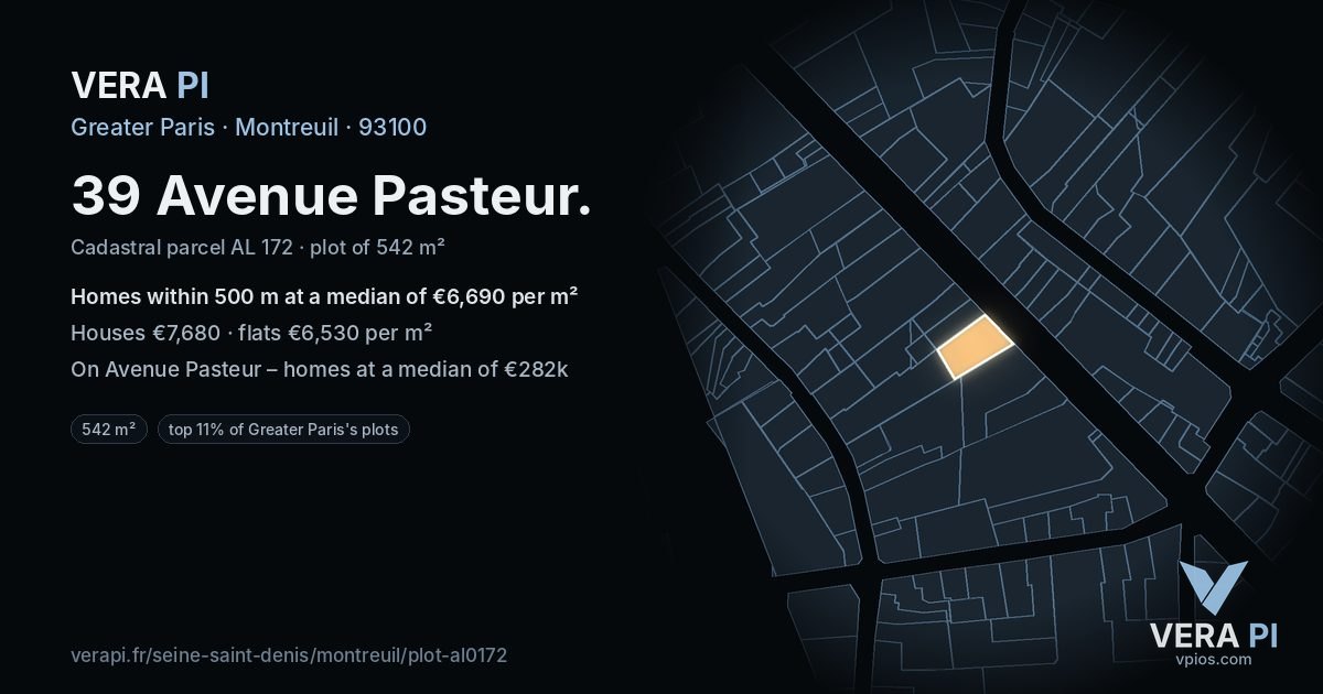 39 Avenue Pasteur, Montreuil at night – the plot lit, the parcels around coloured by the prices near them