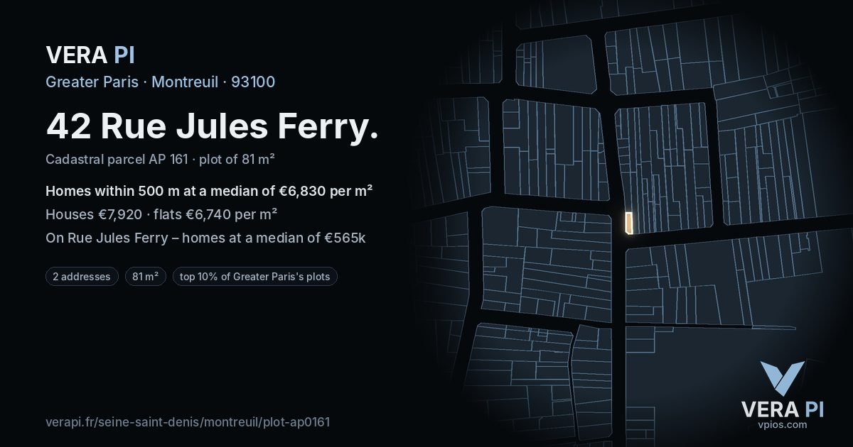 42 Rue Jules Ferry, Montreuil at night – the plot lit, the parcels around coloured by the prices near them