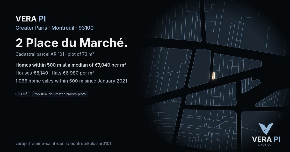 2 Place du Marché, Montreuil at night – the plot lit, the parcels around coloured by the prices near them