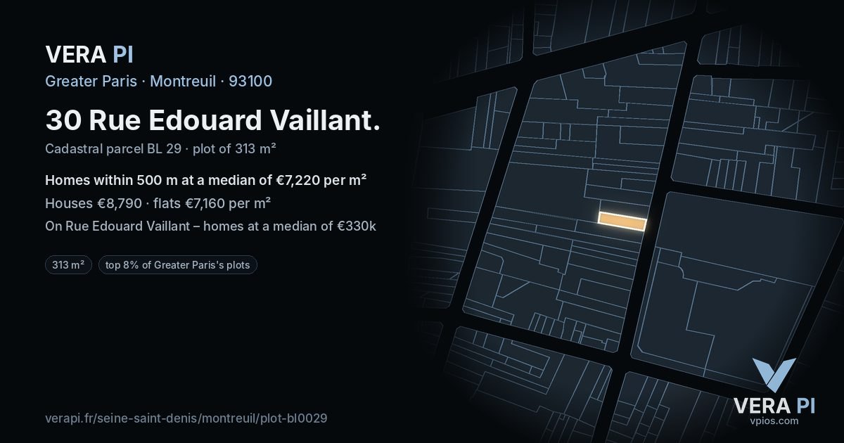 30 Rue Edouard Vaillant, Montreuil at night – the plot lit, the parcels around coloured by the prices near them