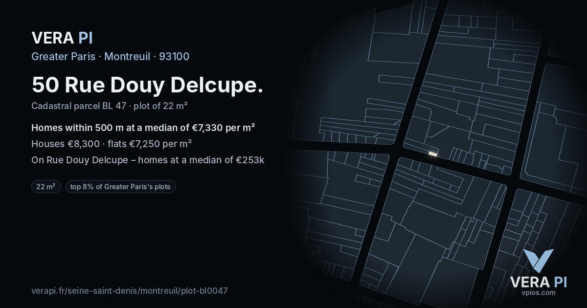 50 Rue Douy Delcupe, Montreuil at night – the plot lit, the parcels around coloured by the prices near them