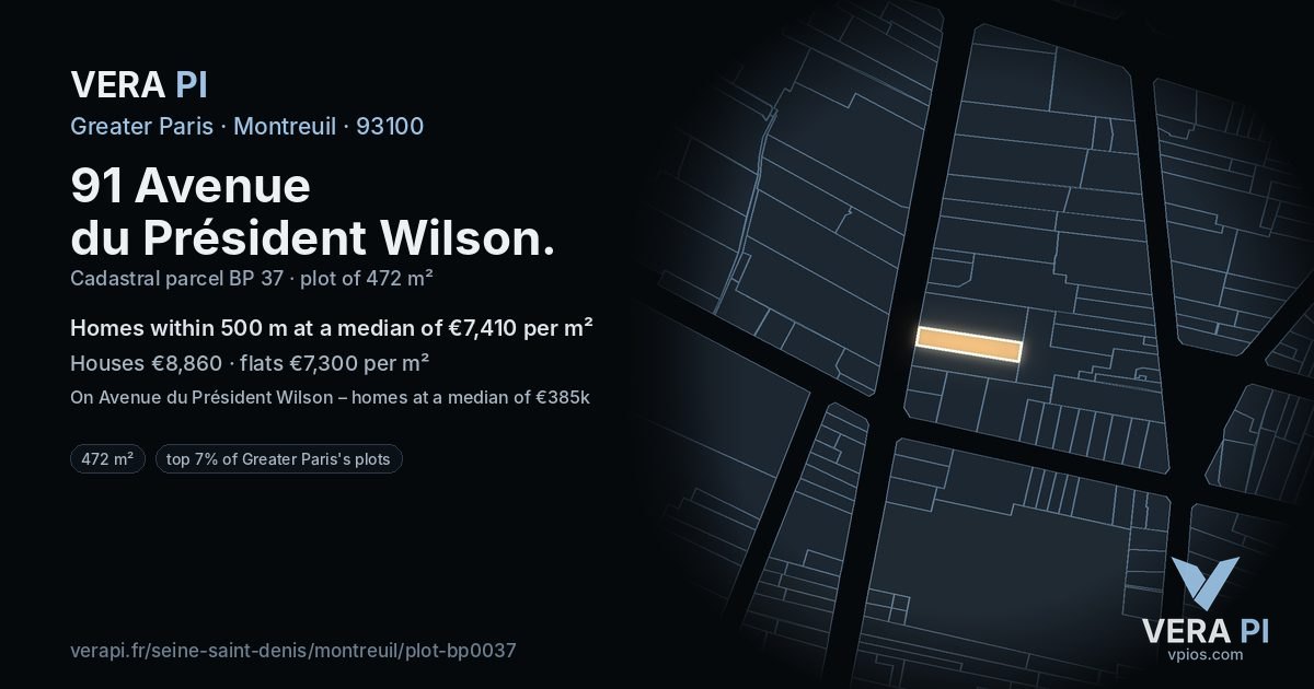 91 Avenue du Président Wilson, Montreuil at night – the plot lit, the parcels around coloured by the prices near them