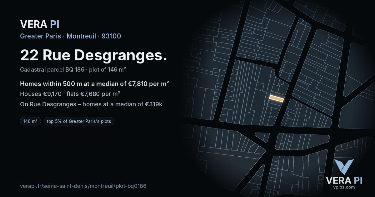 22 Rue Desgranges, Montreuil at night – the plot lit, the parcels around coloured by the prices near them