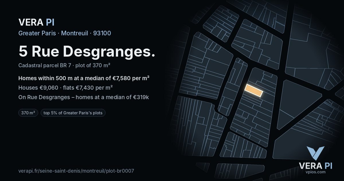 5 Rue Desgranges, Montreuil at night – the plot lit, the parcels around coloured by the prices near them