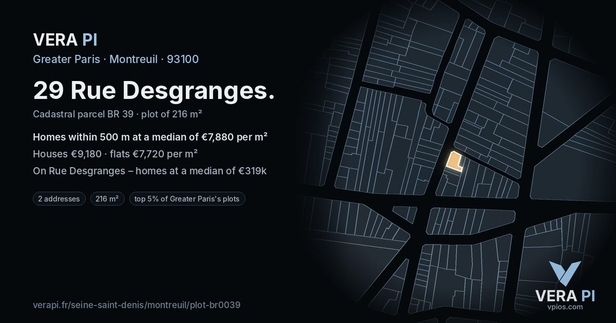 29 Rue Desgranges, Montreuil at night – the plot lit, the parcels around coloured by the prices near them