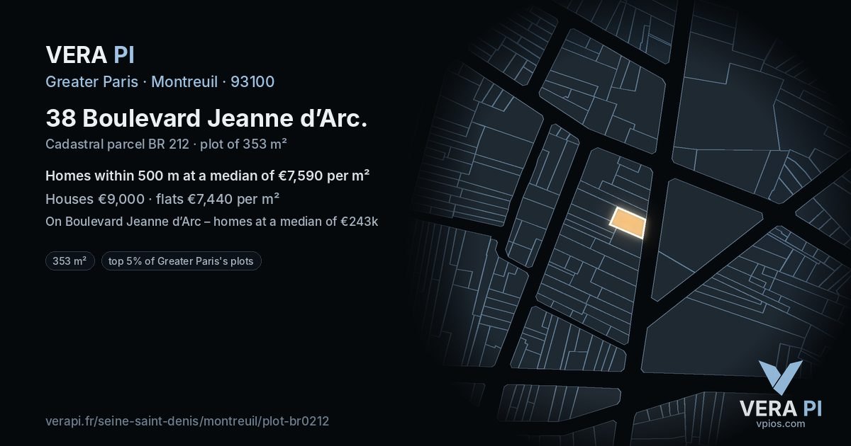 38 Boulevard Jeanne d’Arc, Montreuil at night – the plot lit, the parcels around coloured by the prices near them