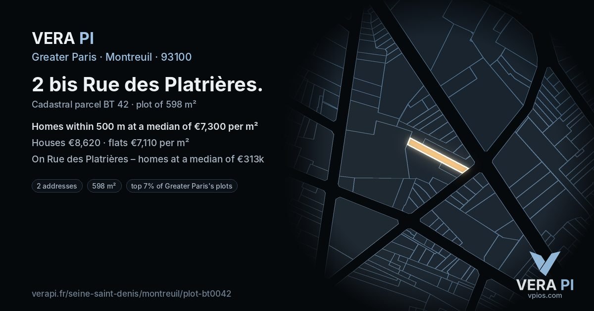2 bis Rue des Platrières, Montreuil at night – the plot lit, the parcels around coloured by the prices near them