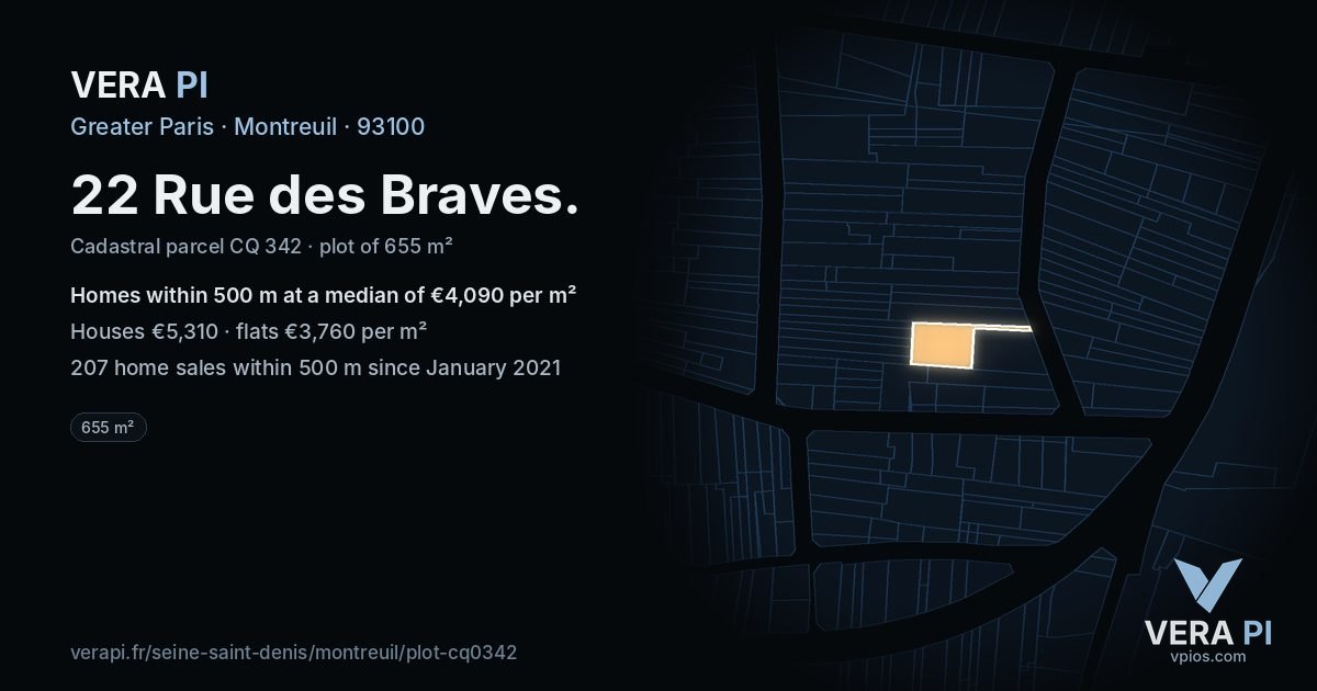 22 Rue des Braves, Montreuil at night – the plot lit, the parcels around coloured by the prices near them