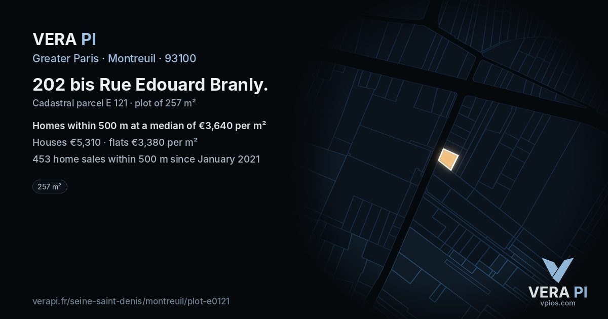 202 bis Rue Edouard Branly, Montreuil at night – the plot lit, the parcels around coloured by the prices near them