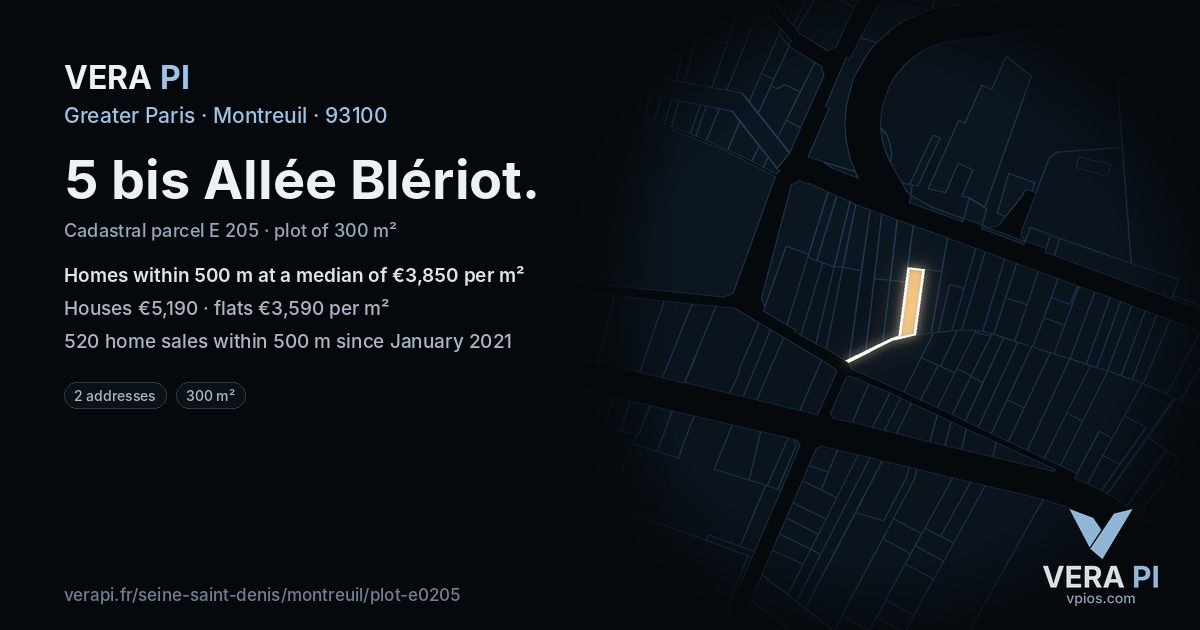 5 bis Allée Blériot, Montreuil at night – the plot lit, the parcels around coloured by the prices near them